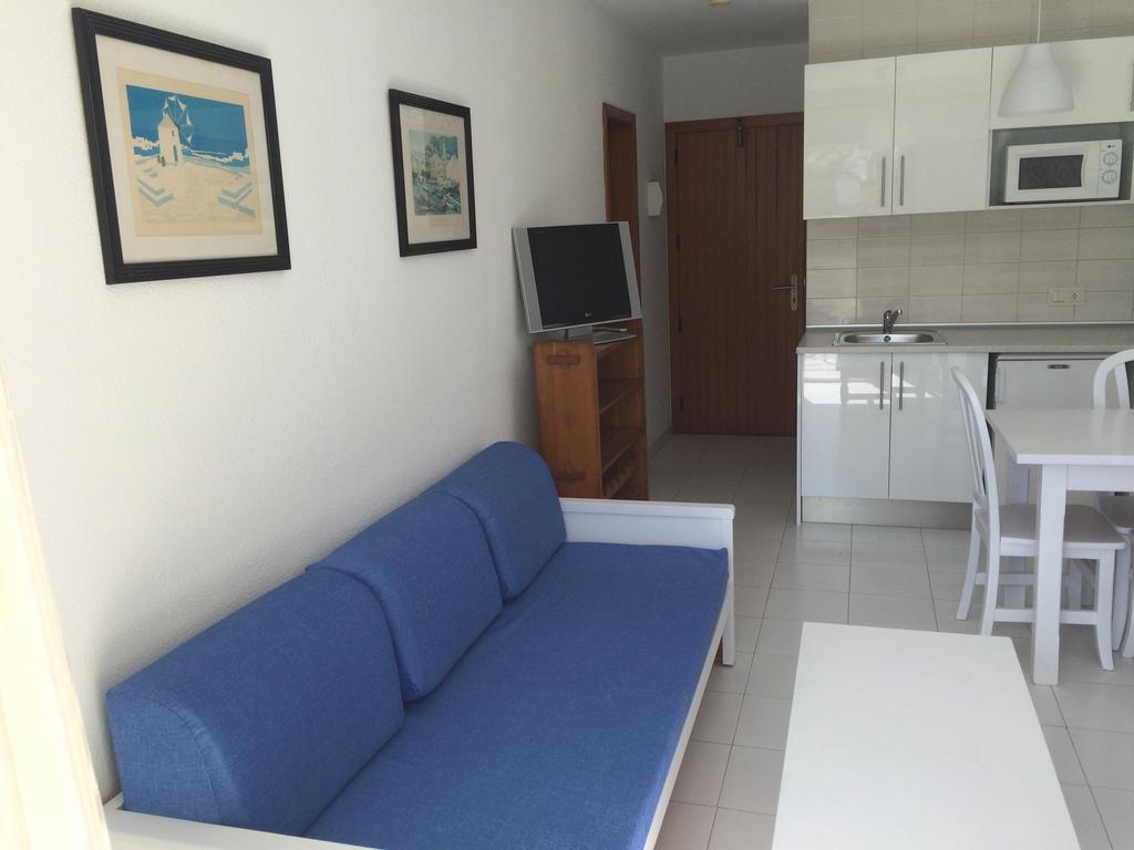Apartamentos Llevant Поланко Экстерьер фото